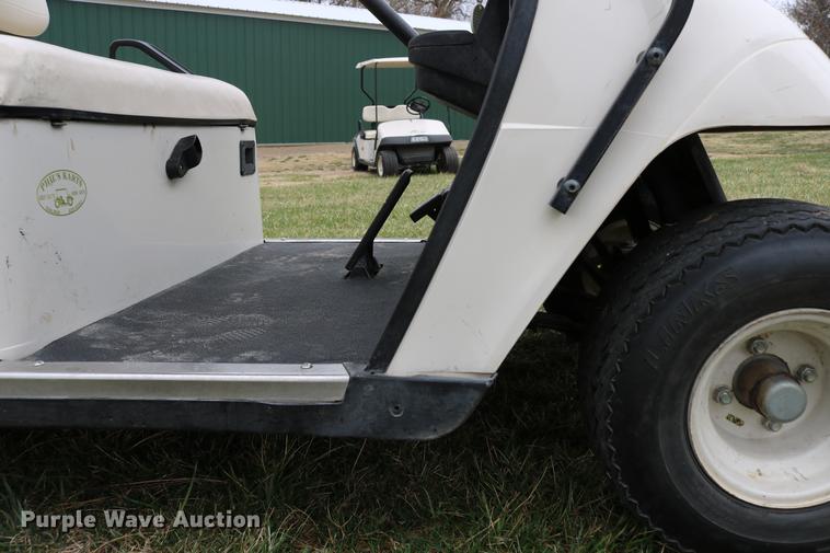 image for item EW9092 1997 EZ GO L1397 golf cart