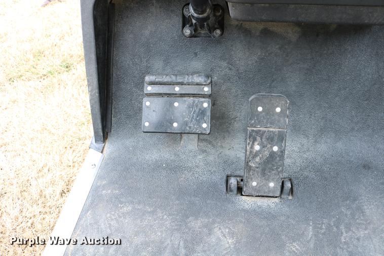 image for item EW9093 2001 EZ GO K501 golf cart