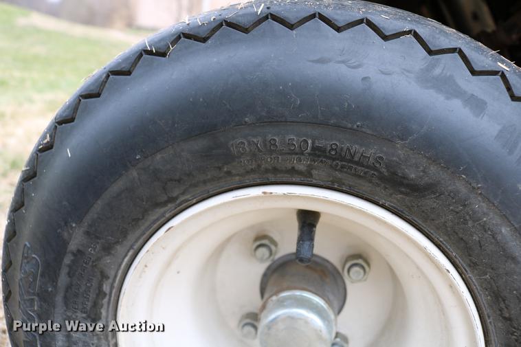 image for item EW9093 2001 EZ GO K501 golf cart