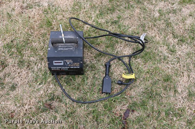 image for item EW9093 2001 EZ GO K501 golf cart