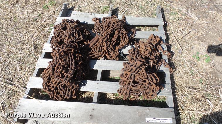 image for item EX9042 (4) motor grader tire chains