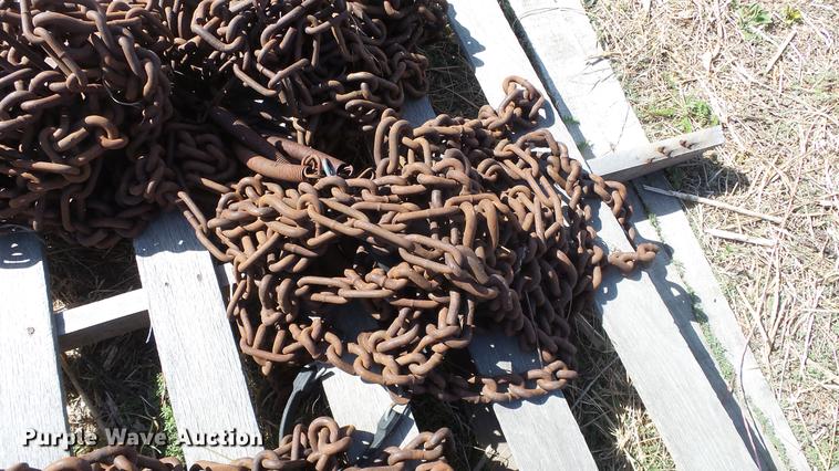 image for item EX9042 (4) motor grader tire chains