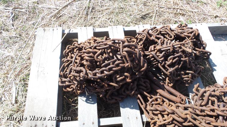 image for item EX9042 (4) motor grader tire chains