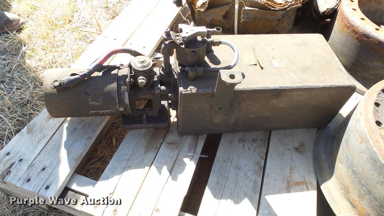 image for item EX9044 Backhoe parts