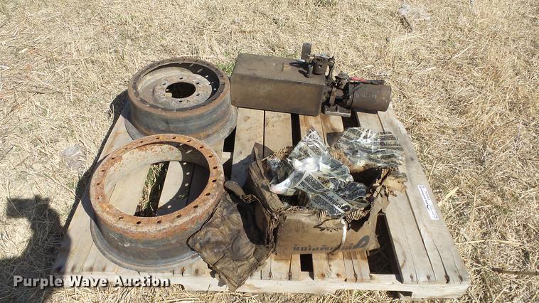 image for item EX9044 Backhoe parts