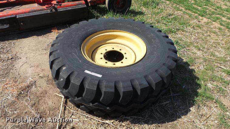 image for item EX9047 Goodyear 17.5R25 tire and wheel