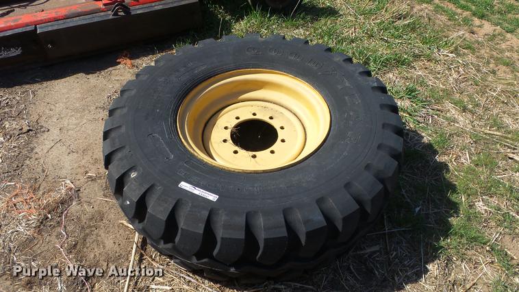 image for item EX9047 Goodyear 17.5R25 tire and wheel