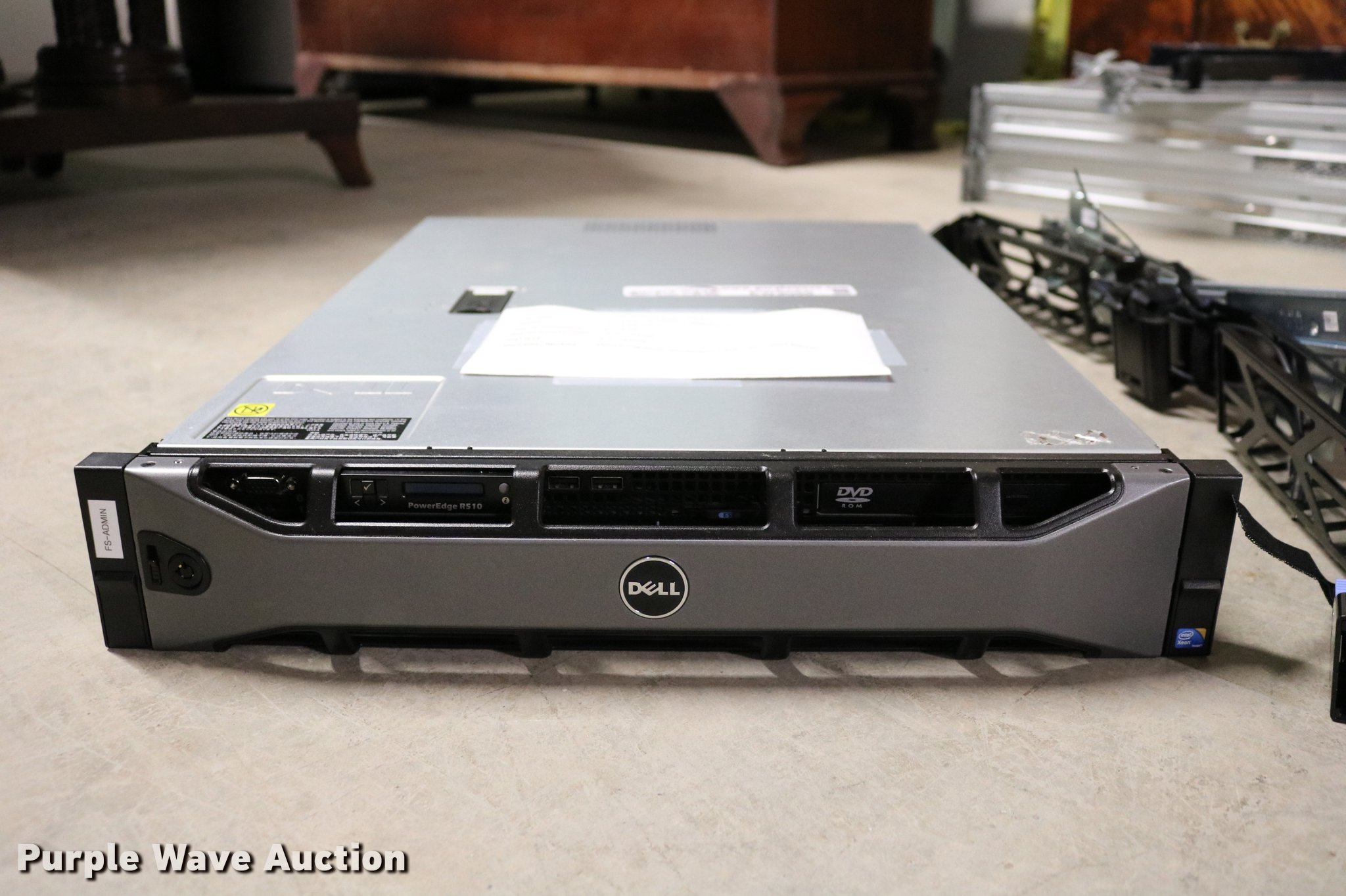 Dell PowerEdge R510 server in Hays, KS | Item EW9066 sold | Purple Wave