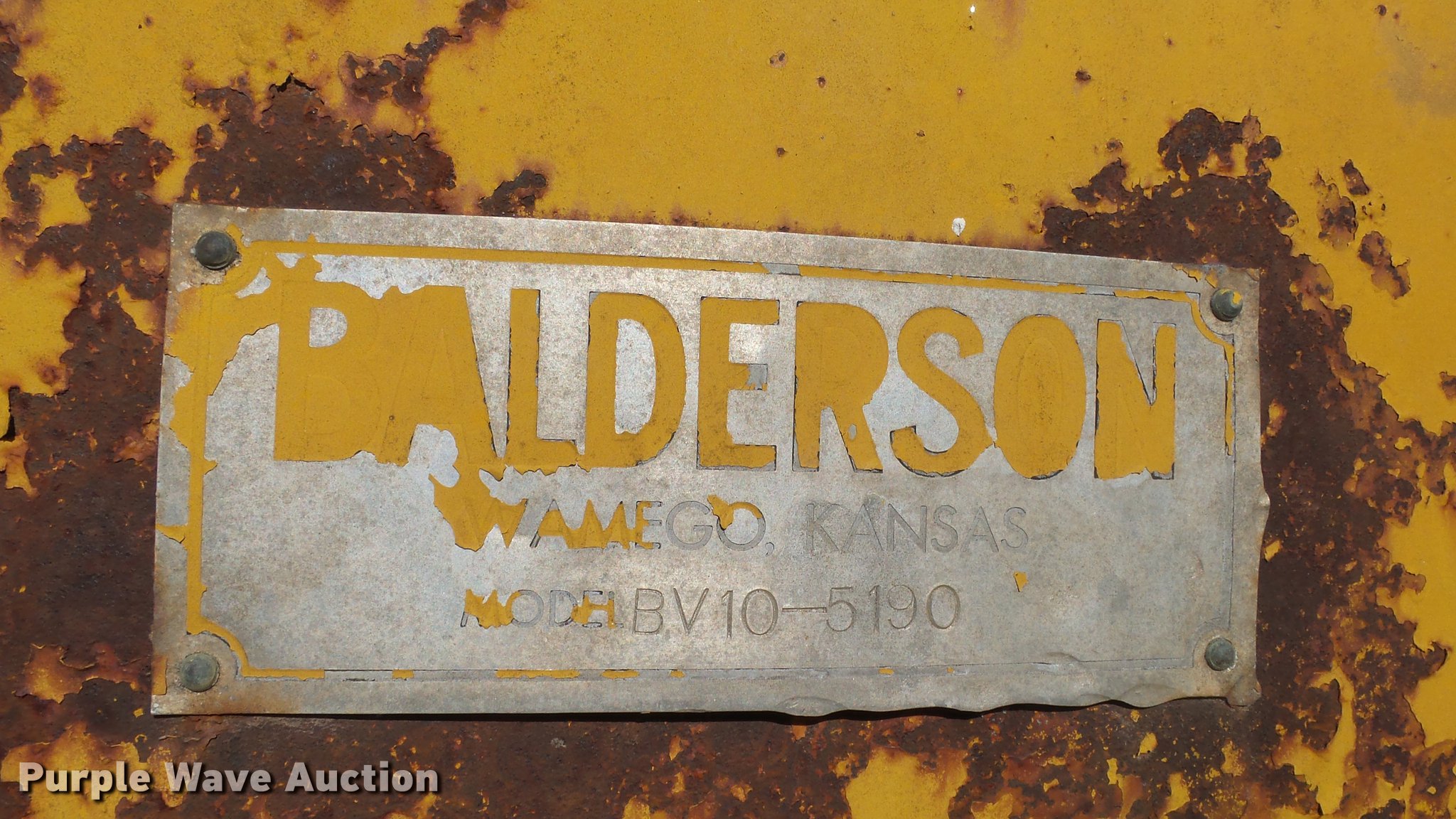 Balderson BV105190 blade in Newton, KS Item EX9045 sold Purple Wave