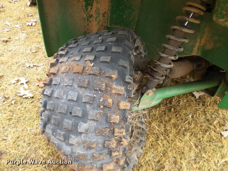 image for item AO9359 2000 John Deere Gator utility vehicle