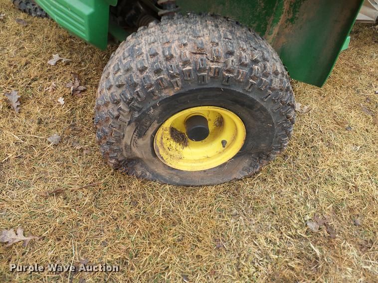 image for item AO9359 2000 John Deere Gator utility vehicle