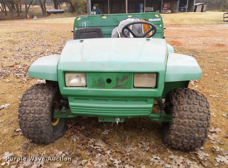 image for item AO9361 1996 John Deere Gator utility vehicle
