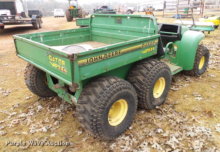 image for item AO9361 1996 John Deere Gator utility vehicle