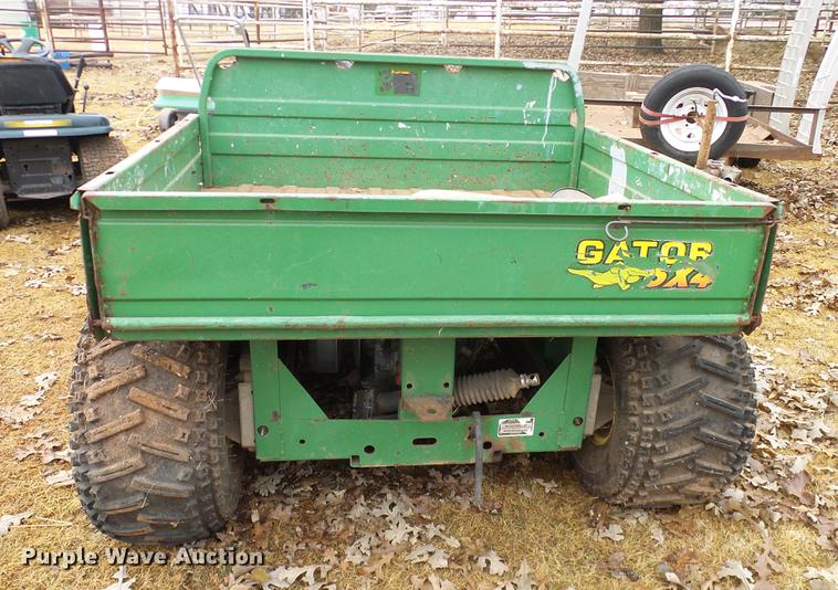 image for item AO9361 1996 John Deere Gator utility vehicle