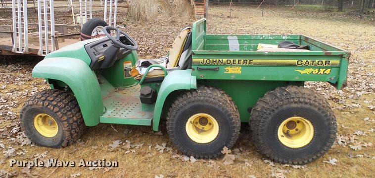 image for item AO9361 1996 John Deere Gator utility vehicle