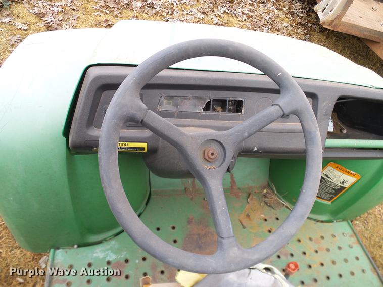image for item AO9361 1996 John Deere Gator utility vehicle