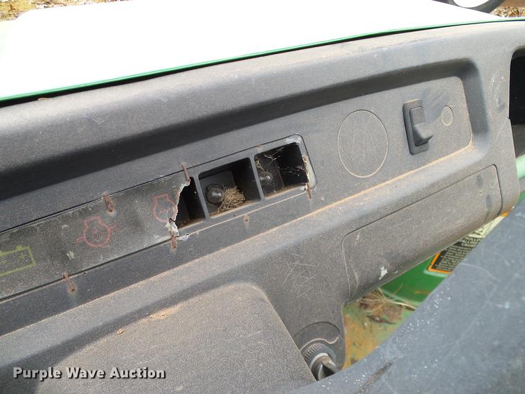 image for item AO9361 1996 John Deere Gator utility vehicle