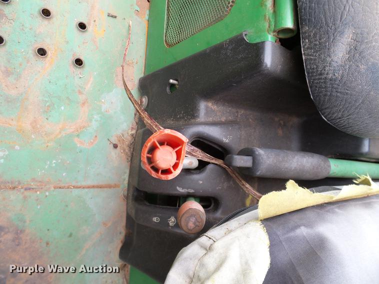 image for item AO9361 1996 John Deere Gator utility vehicle