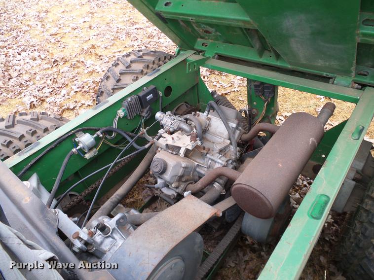 image for item AO9361 1996 John Deere Gator utility vehicle