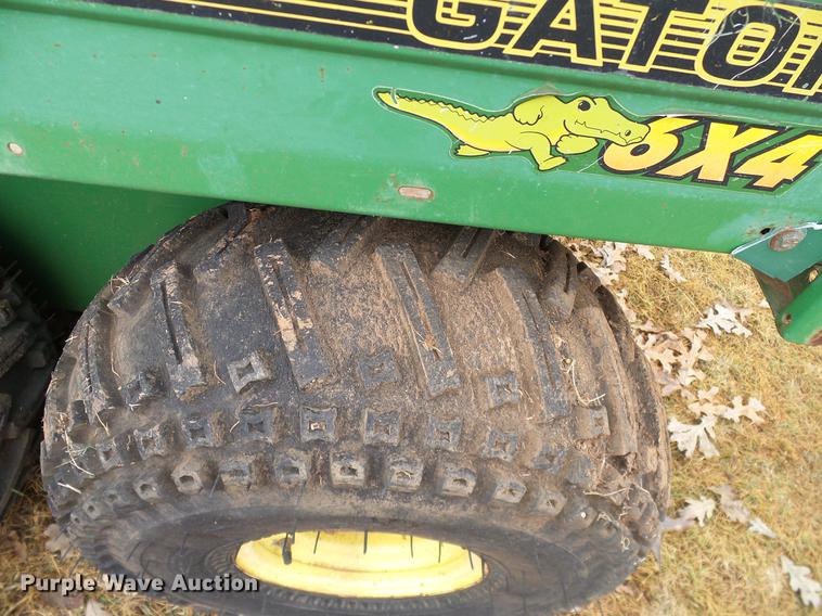image for item AO9361 1996 John Deere Gator utility vehicle