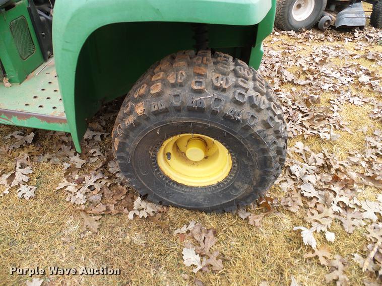 image for item AO9361 1996 John Deere Gator utility vehicle