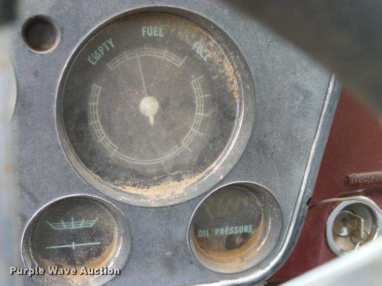 image for item AO9363 1972 GMC Jimmy pickup truck