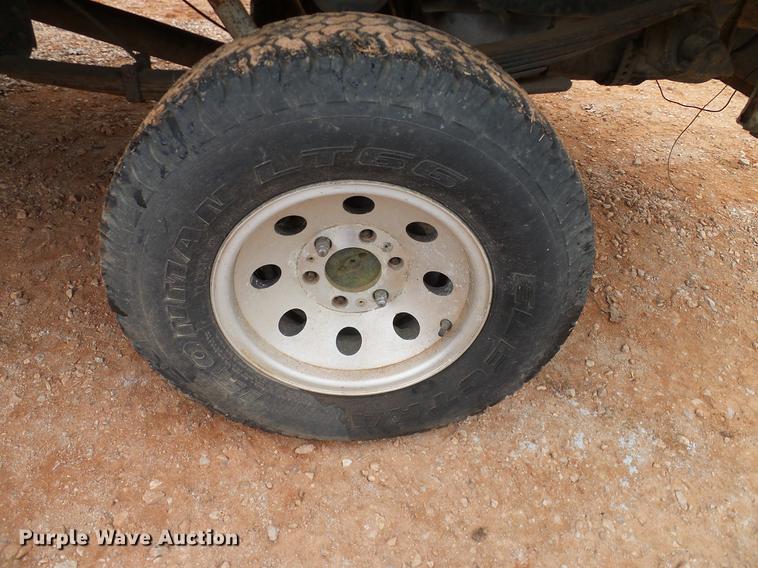 image for item AO9363 1972 GMC Jimmy pickup truck