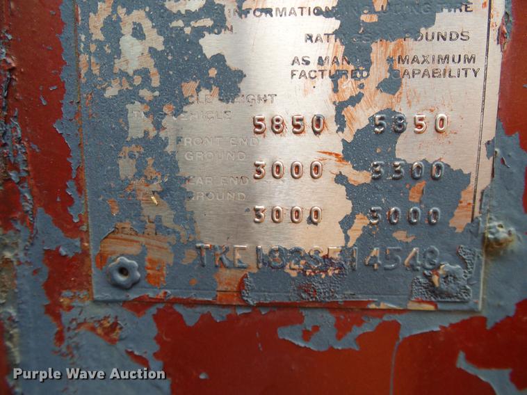 image for item AO9363 1972 GMC Jimmy pickup truck