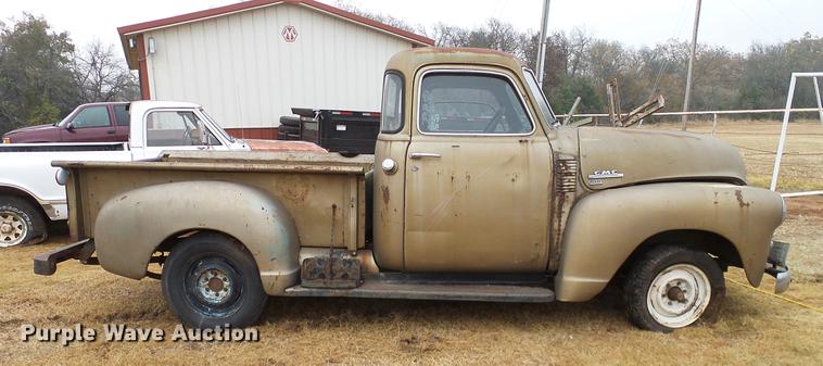 image for item AO9377 1949 GMC 100 pickup truck