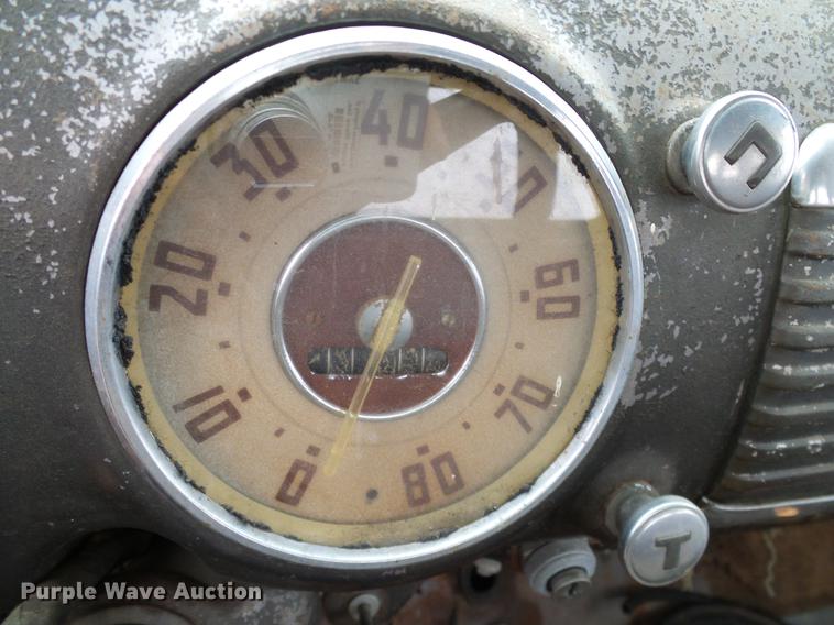 image for item AO9377 1949 GMC 100 pickup truck