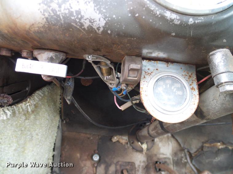 image for item AO9377 1949 GMC 100 pickup truck