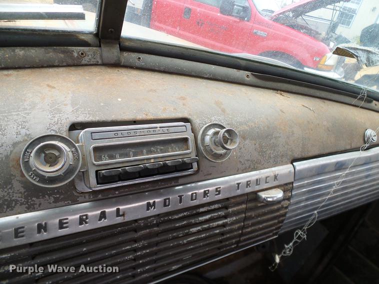 image for item AO9377 1949 GMC 100 pickup truck