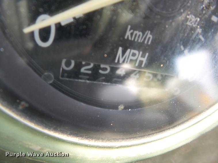 image for item AY9554 1998 Stewart Stevenson M-1078 flatbed truck