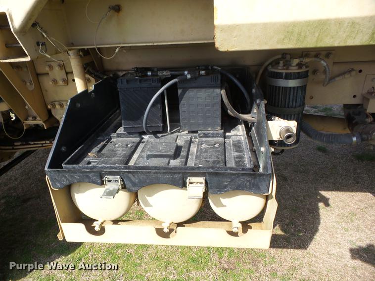 image for item AY9554 1998 Stewart Stevenson M-1078 flatbed truck