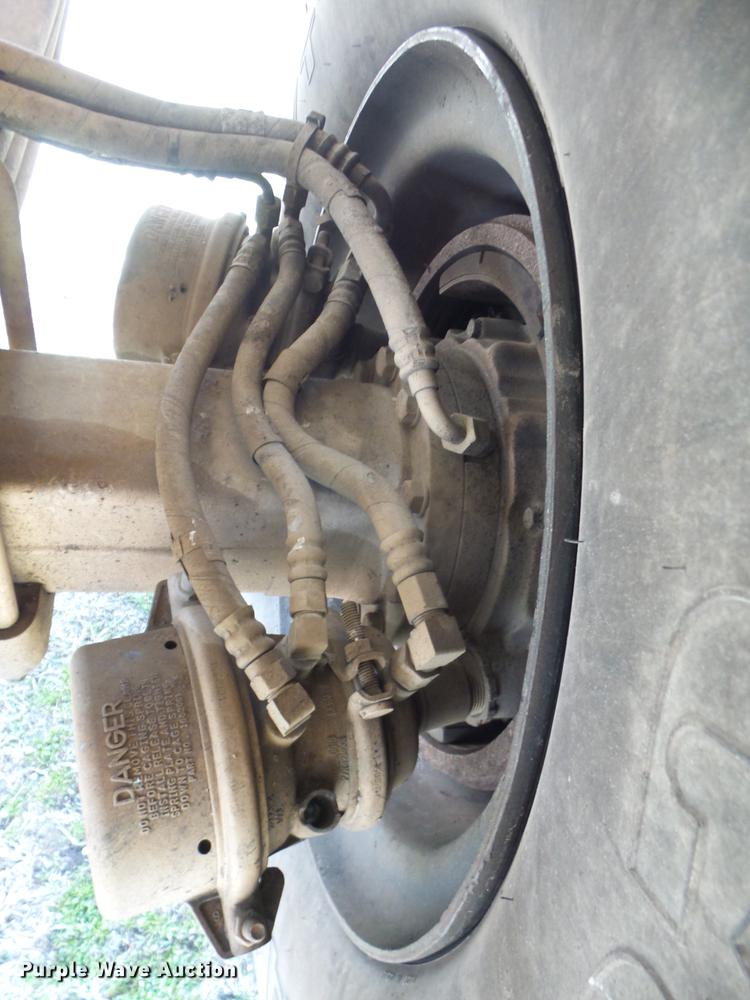 image for item AY9554 1998 Stewart Stevenson M-1078 flatbed truck