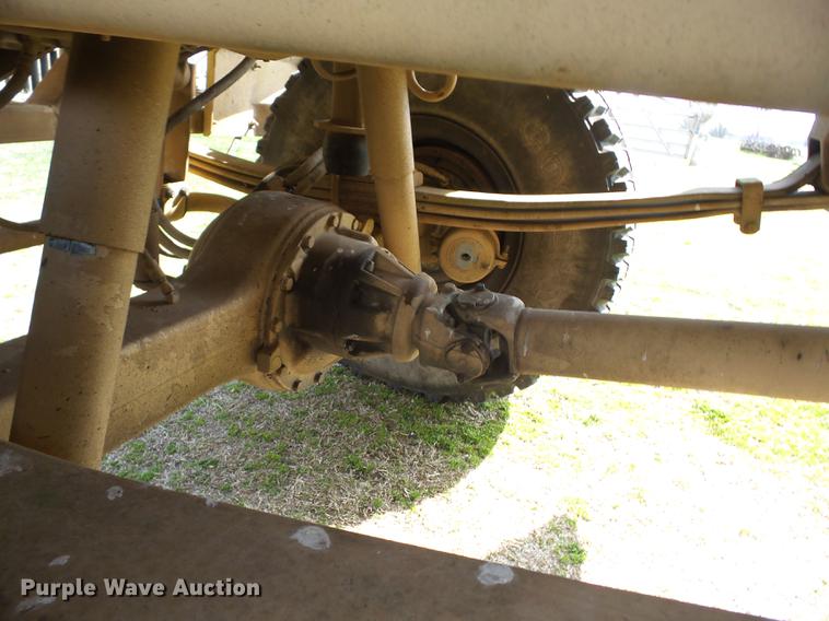 image for item AY9554 1998 Stewart Stevenson M-1078 flatbed truck