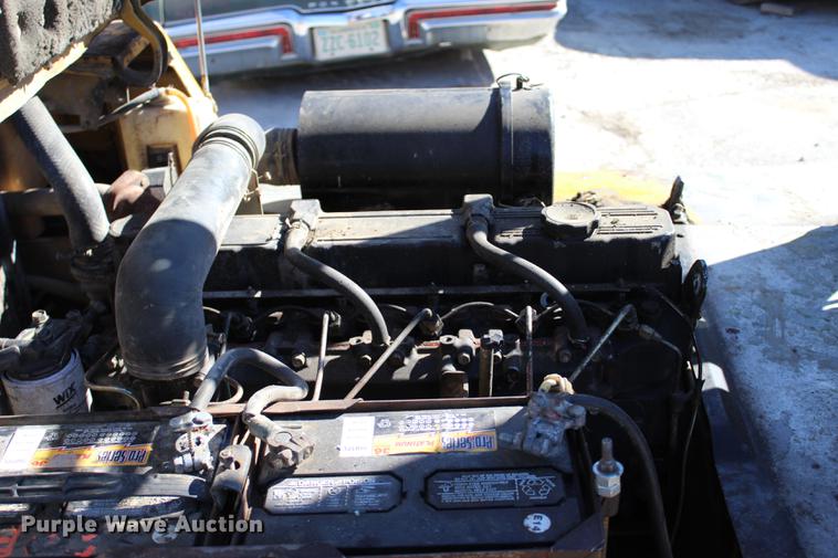 image for item BE9373 Caterpillar BP40 forklift