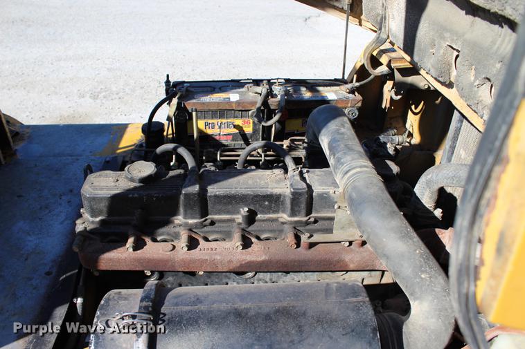 image for item BE9373 Caterpillar BP40 forklift