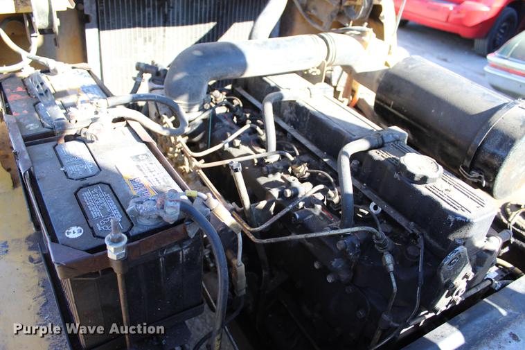 image for item BE9373 Caterpillar BP40 forklift