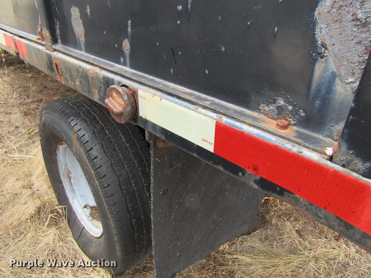 image for item DA3576 1994 Ford F450 Super Duty flatbed truck