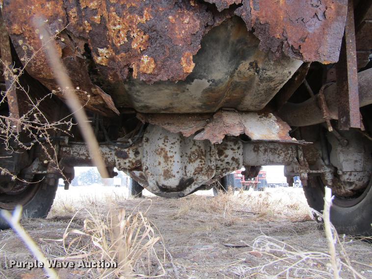 image for item DA3576 1994 Ford F450 Super Duty flatbed truck