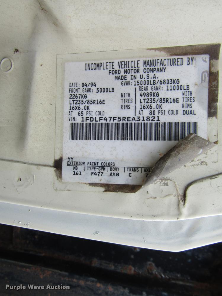 image for item DA3576 1994 Ford F450 Super Duty flatbed truck