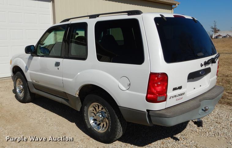 image for item DC0327 2001 Ford Explorer Sport SUV