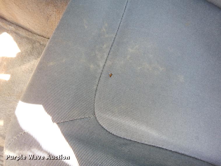 image for item DC0327 2001 Ford Explorer Sport SUV