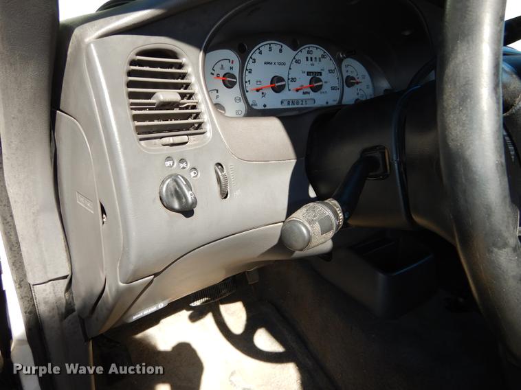 image for item DC0327 2001 Ford Explorer Sport SUV