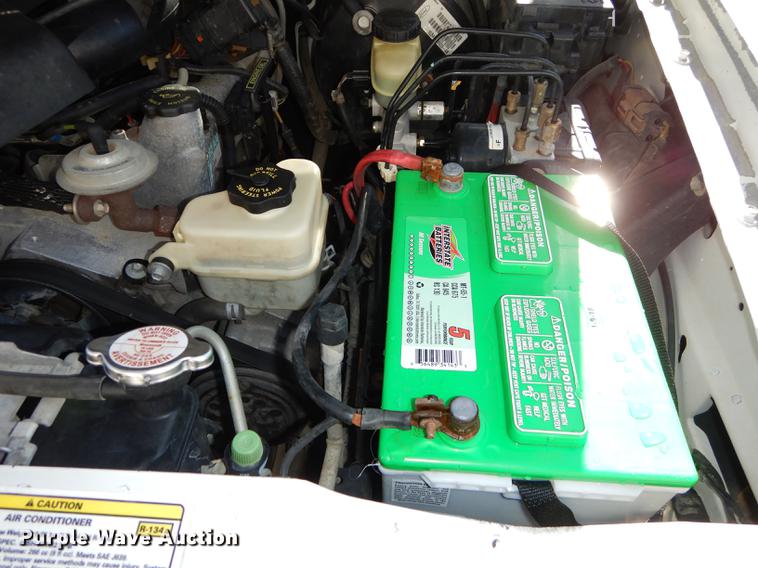 image for item DC0327 2001 Ford Explorer Sport SUV