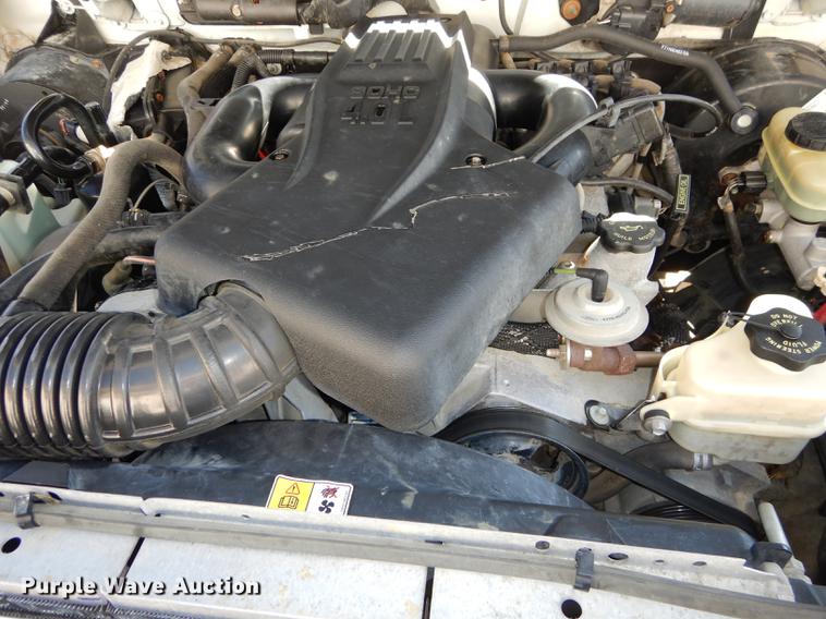 image for item DC0327 2001 Ford Explorer Sport SUV