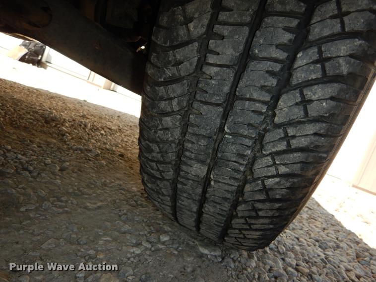 image for item DC0327 2001 Ford Explorer Sport SUV