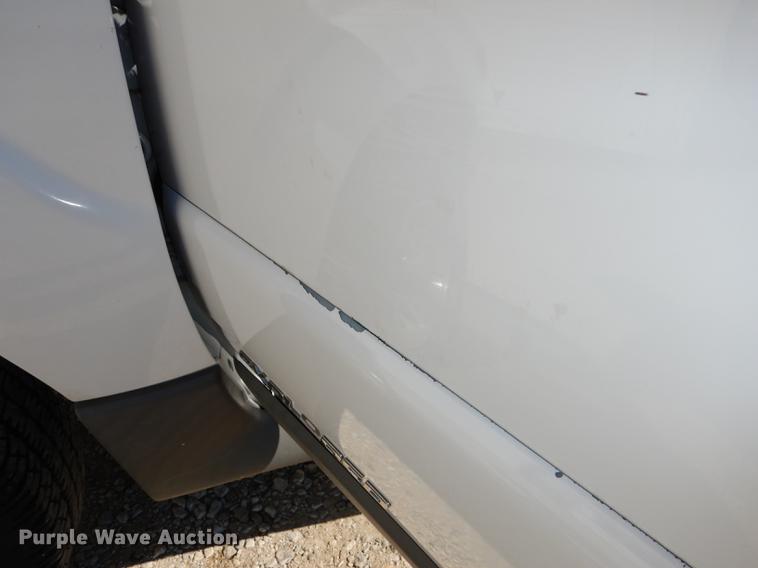 image for item DC0327 2001 Ford Explorer Sport SUV