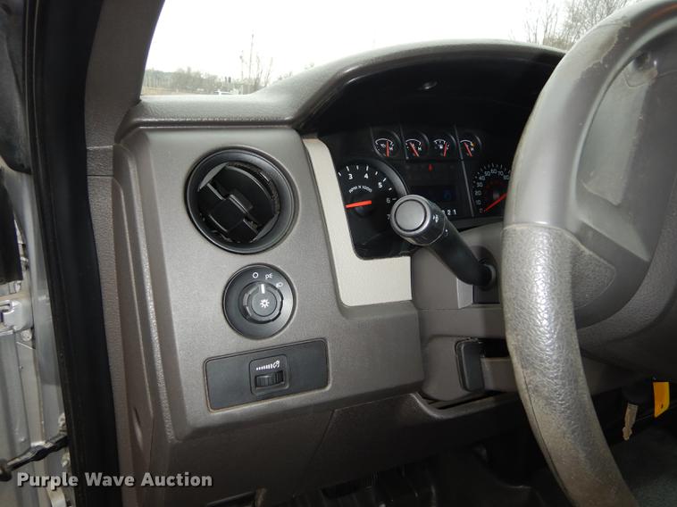 image for item DC0369 2010 Ford F150 XL SuperCrew pickup truck